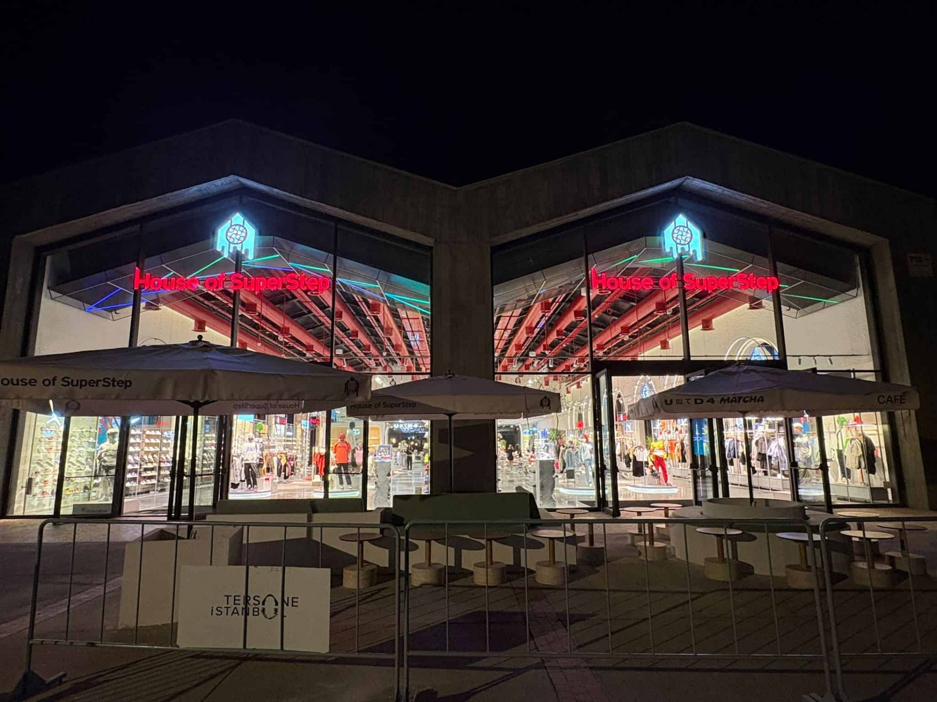 AVM Dış Cephe Tabelaları